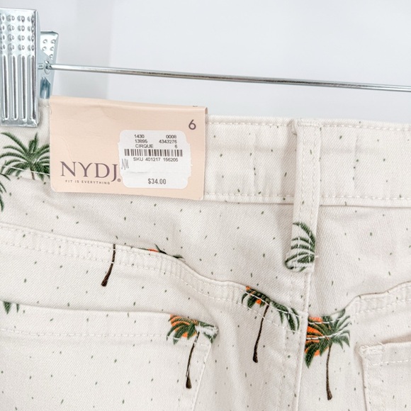 NYDJ Cream Shorts with Palm Print - Picture 4 of 5